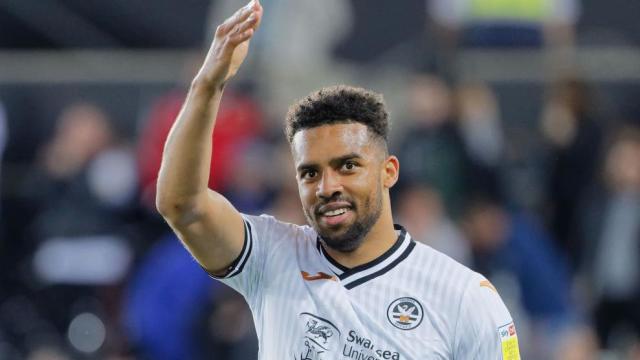 Swansea Adds Free-Agent Defender Christie to Squad