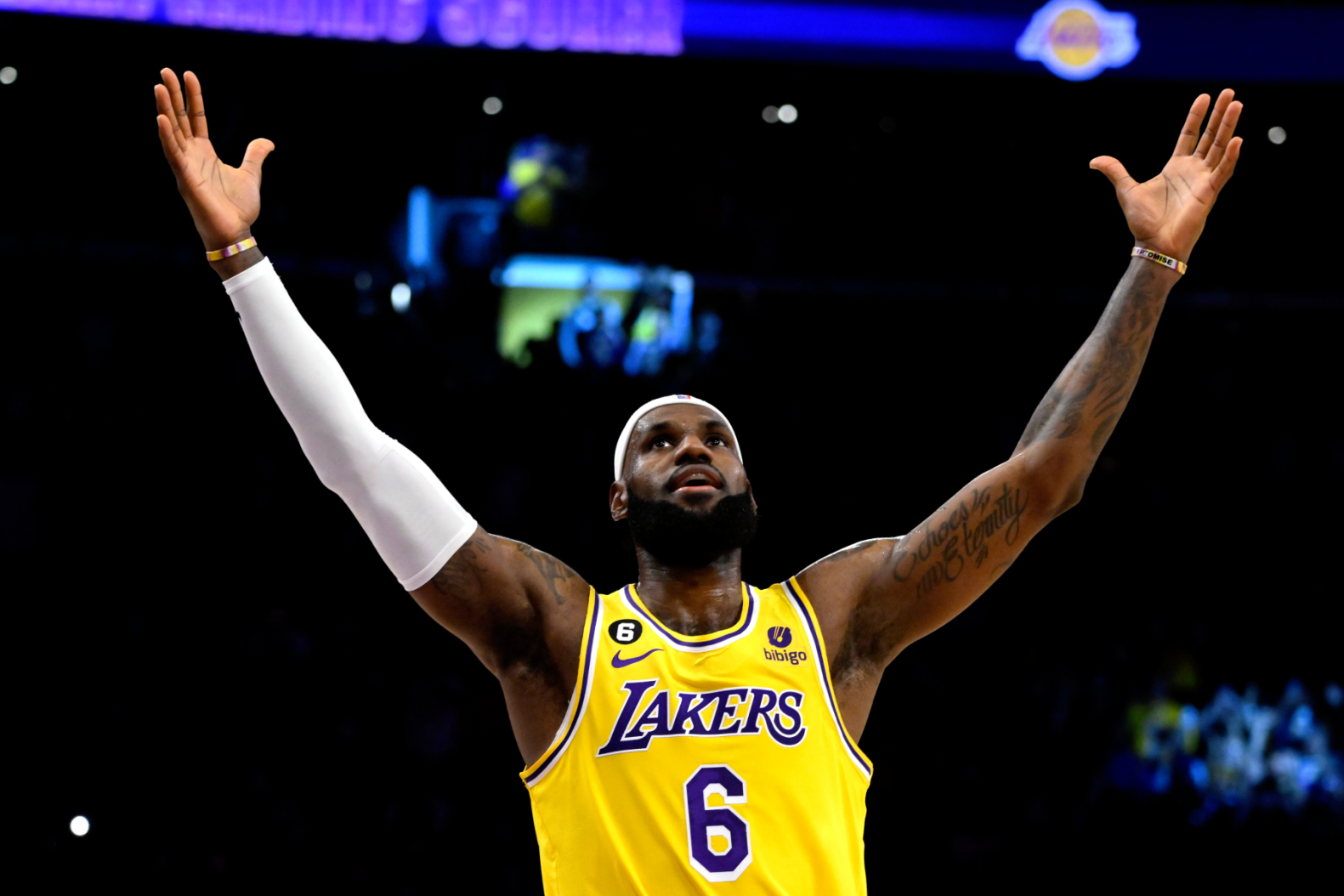 LeBron James Breaks NBA Record in Lakers’ Win